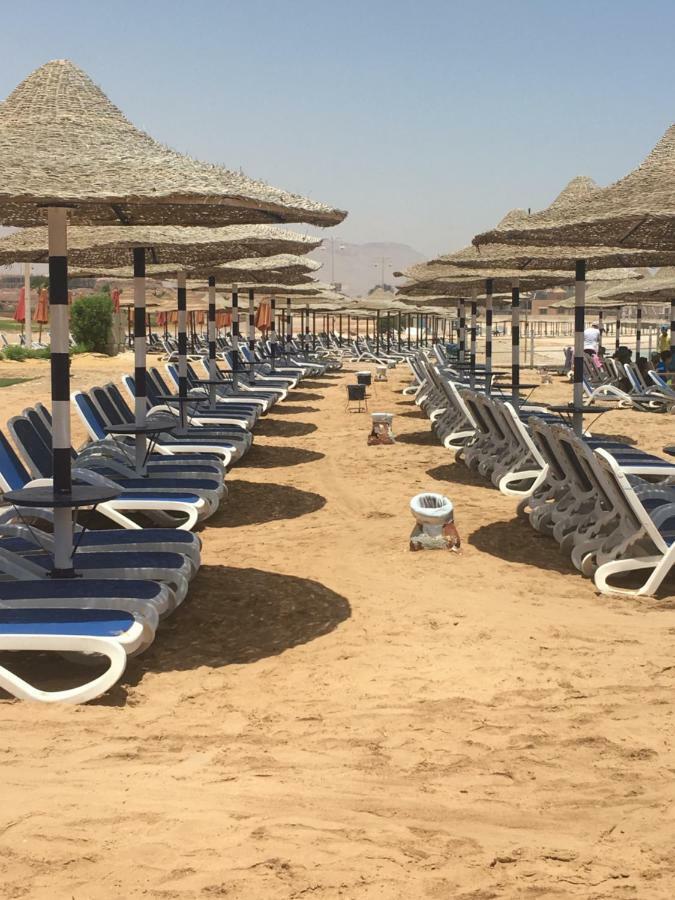 עיין סוחנה Sea View Chalet With Garden At Porto South Beach - Families Only מראה חיצוני תמונה